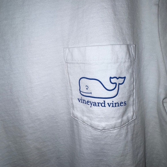 Vineyard Vines Men White Pocket TShirt Graphic Print American Flag Sailboat Sz M - Picture 4 of 7